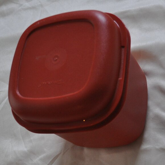 Vintage Tupperware Square Mini Ice Bucket (1466-7) and Lid (1467-7) Burnt Orange - Picture 2 of 4